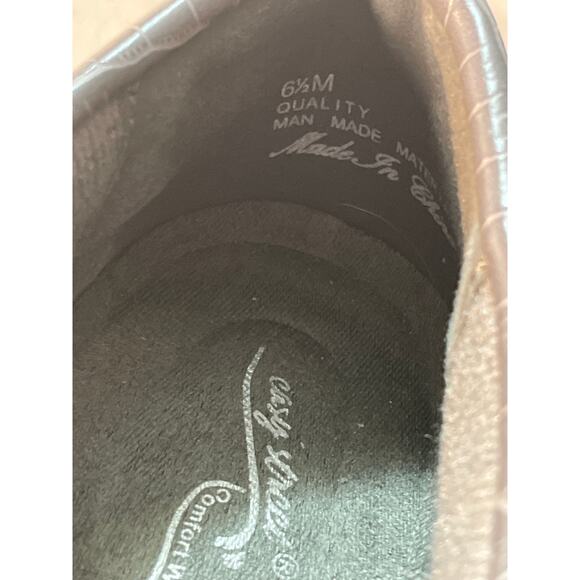 Easy Street Comfort Wave Gray Vegan Leather Shoes Size 6.5M - Picture 8 of 8